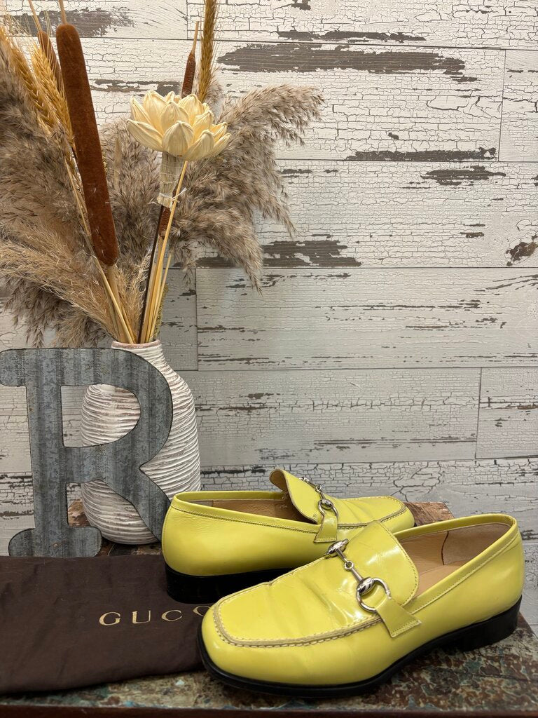 Gucci Yellow Loafers Size: 7; Certificate of Authentication