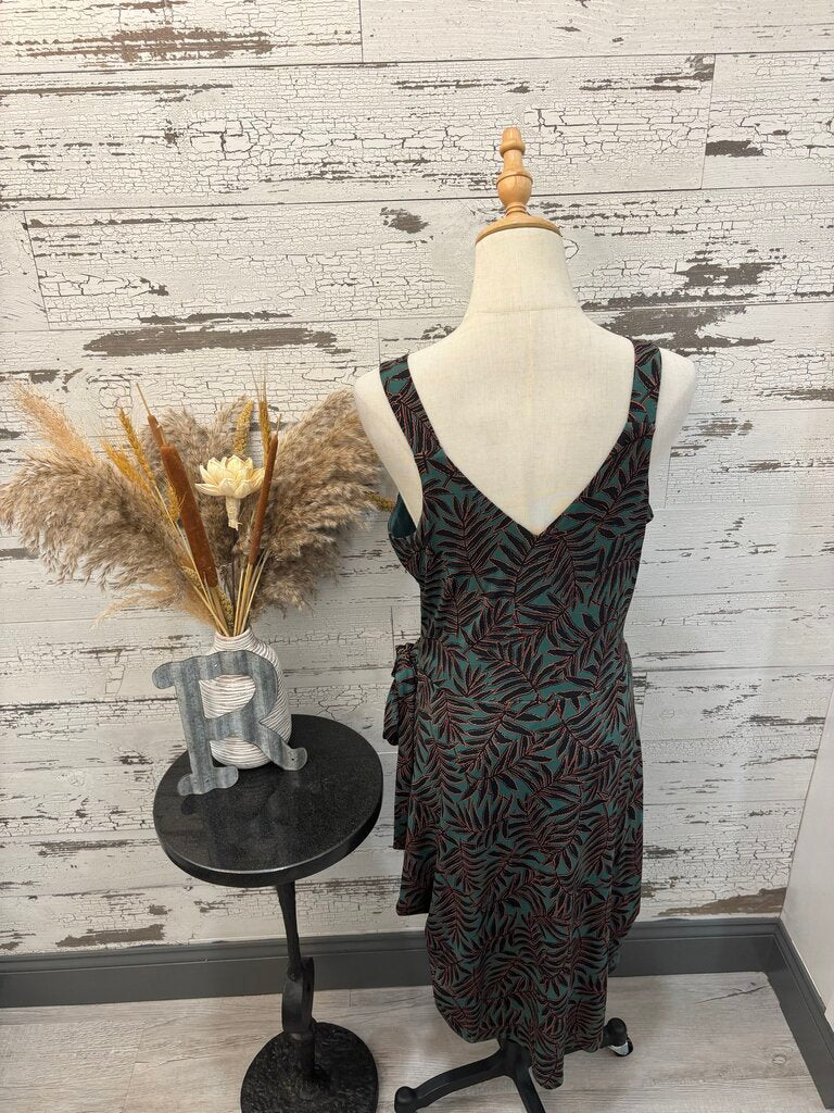 Hawthorn Dress Size: Large