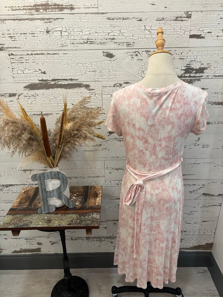 Matty M. Dress Size: Medium
