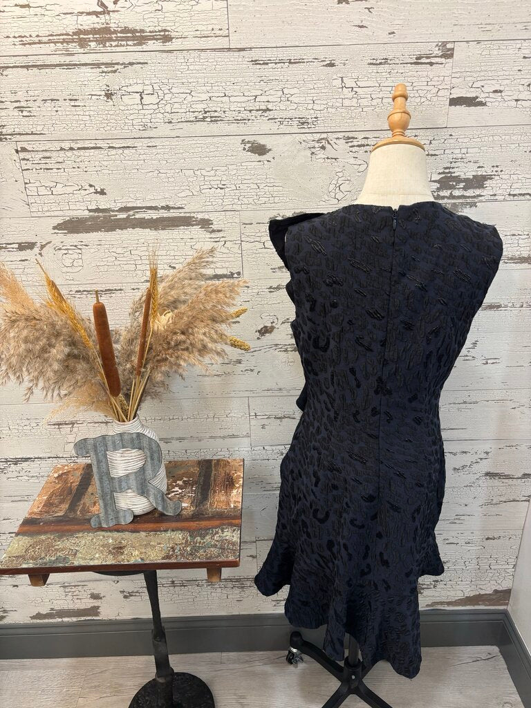 BCBG Dress Size: 8