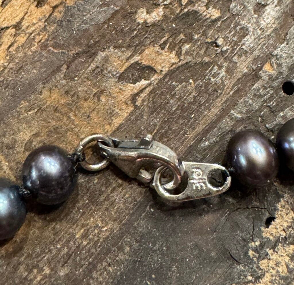 Danbury Midnight Spell Pearl Necklace