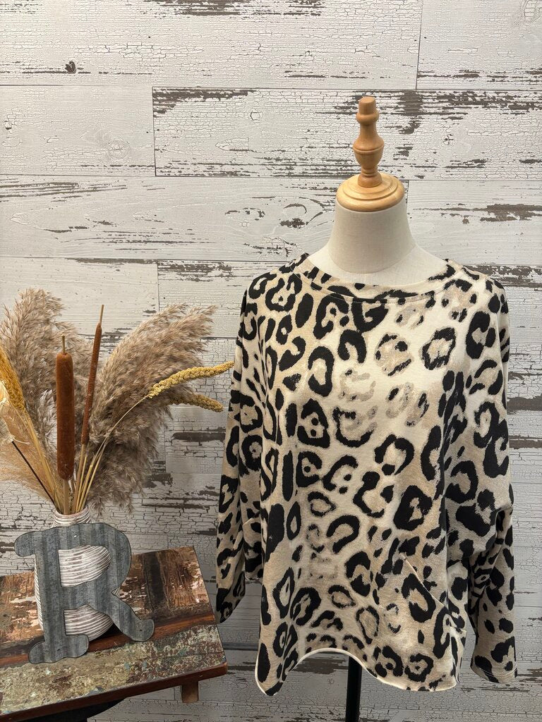 Yolly Italy European Label Animal Print top
