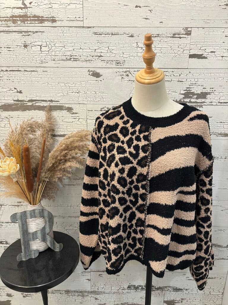 Mello Two Patterns Sweater