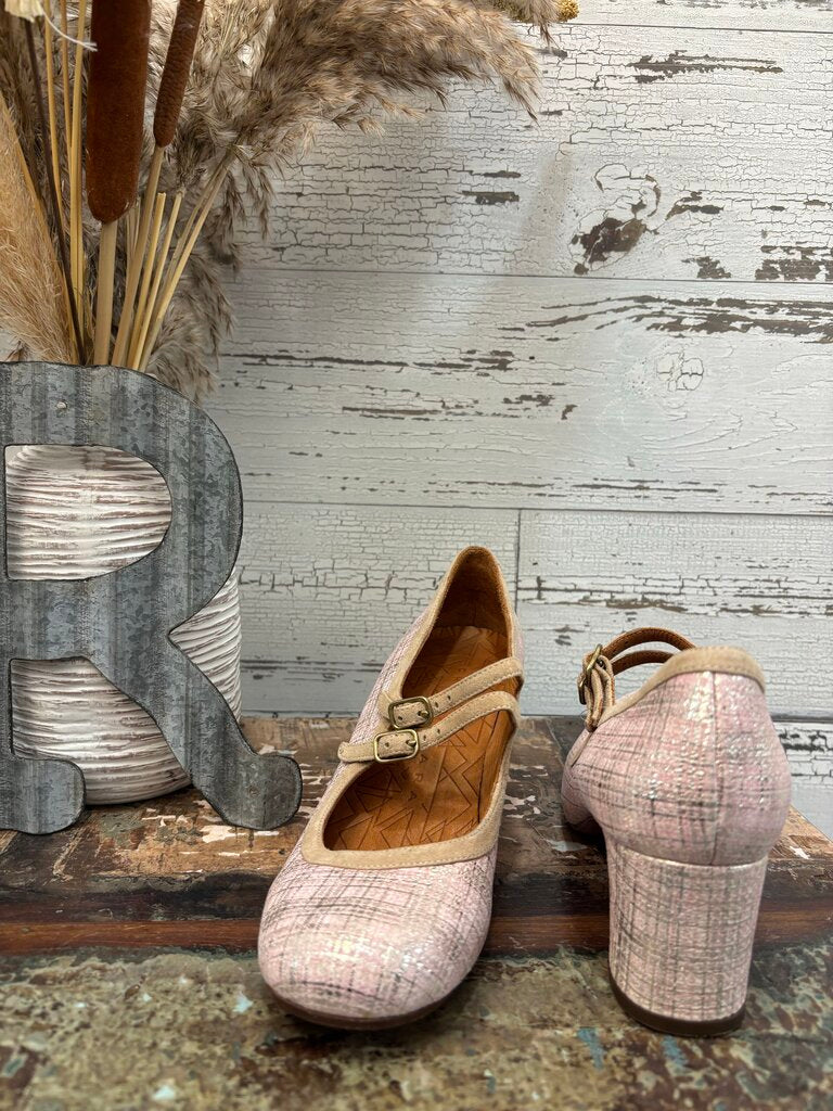 Chia Mihara Pump 2.5" Heel