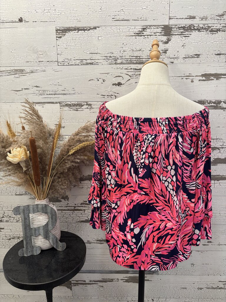 Lilly Pulitzer Blouse Size: Small