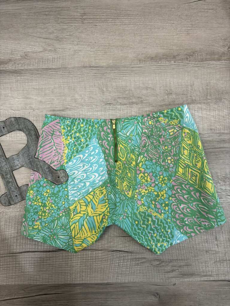 Lilly Pulitzer Shorts Size: 00