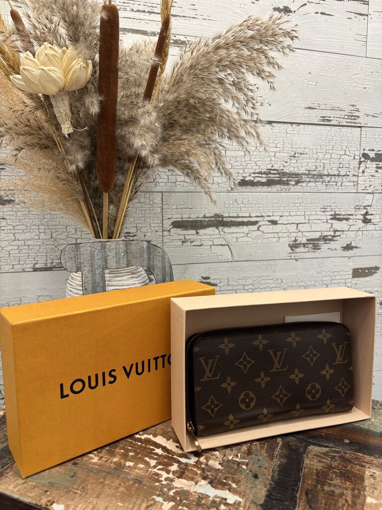 Louis Vuitton Monogram Large Wallet;Certificate of Authentication