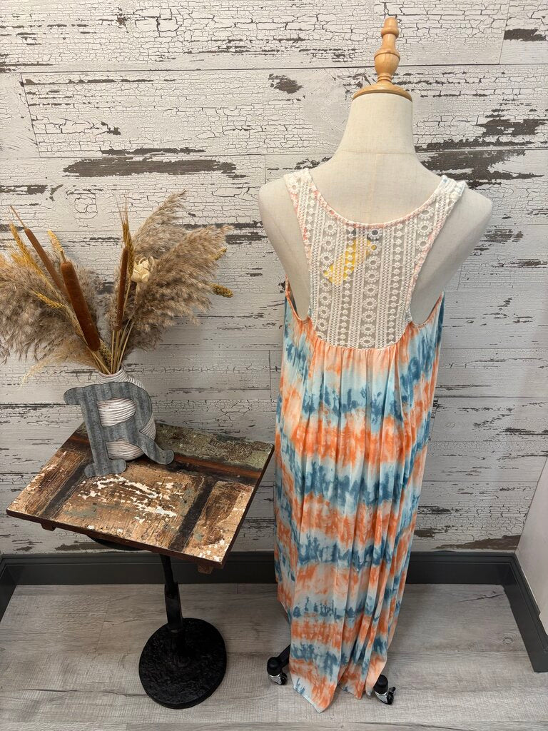 Gigio High Low Dress Size: Large
