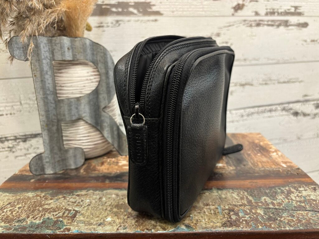 Gucci Clutch Bag Black Pebbled Leather & Wrist Strap; Certificate of Authentication
