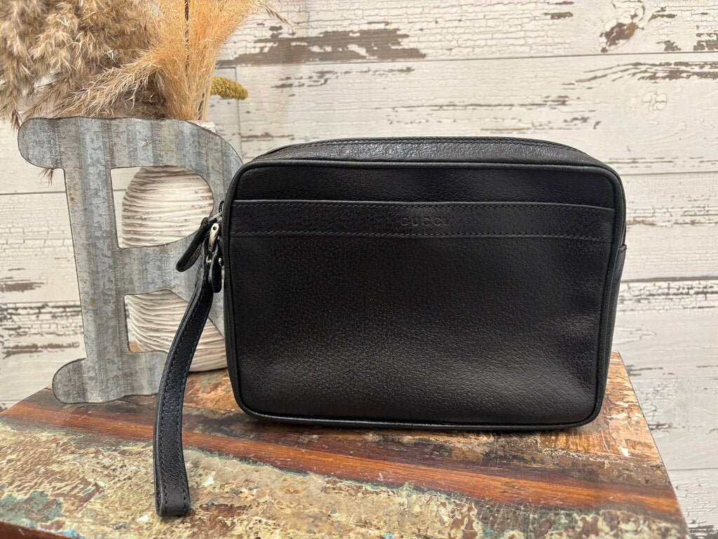 Gucci Clutch Bag Black Pebbled Leather & Wrist Strap; Certificate of Authentication