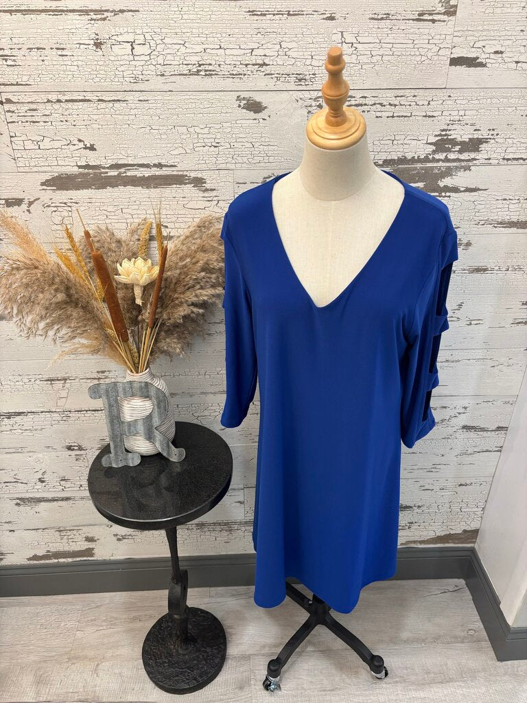 Last Tango Blue Dress Size: Large
