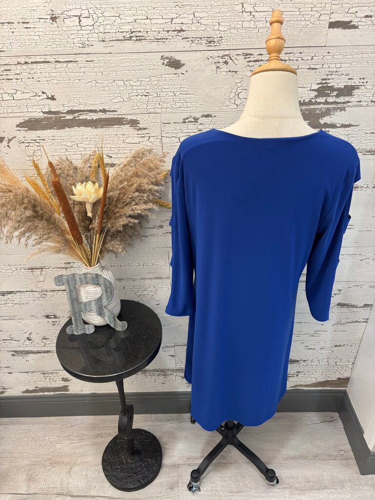 Last Tango Blue Dress Size: Large
