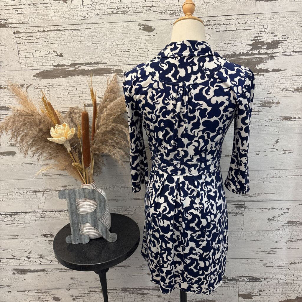 Lilly Pulitzer Blue and White Short Sleeve Dress Size: XS