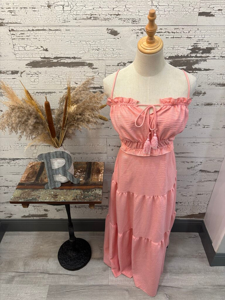 Maxi Dress Size: Medium