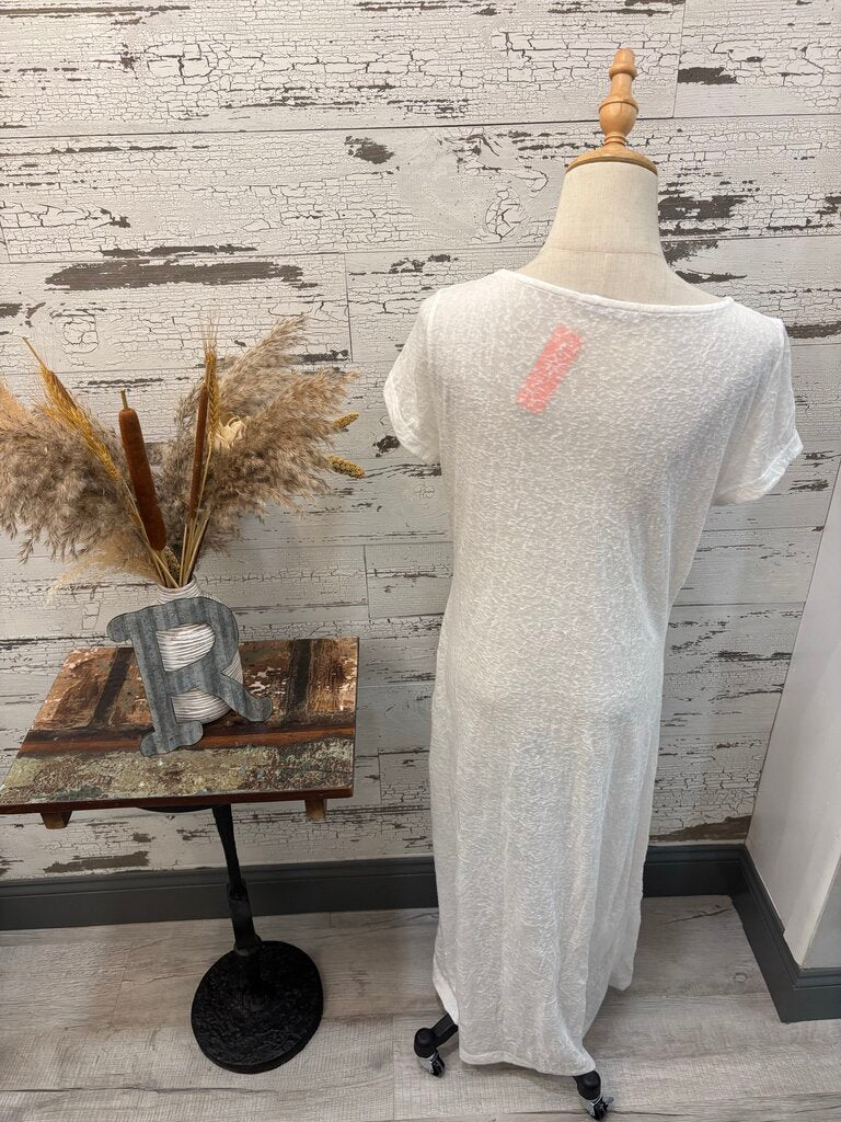 Alembika White Dress Size: Medium