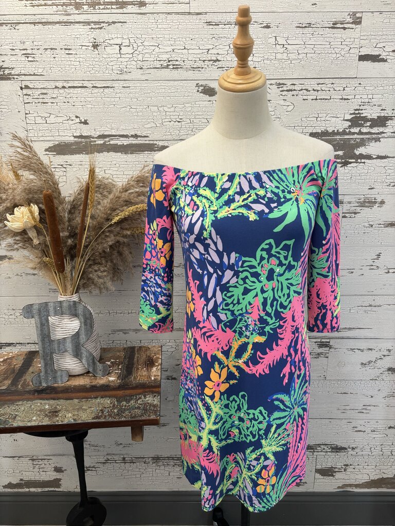 Lilly Pulitzer Quarter Sleeve Off the Shoulder Dress Size: Small