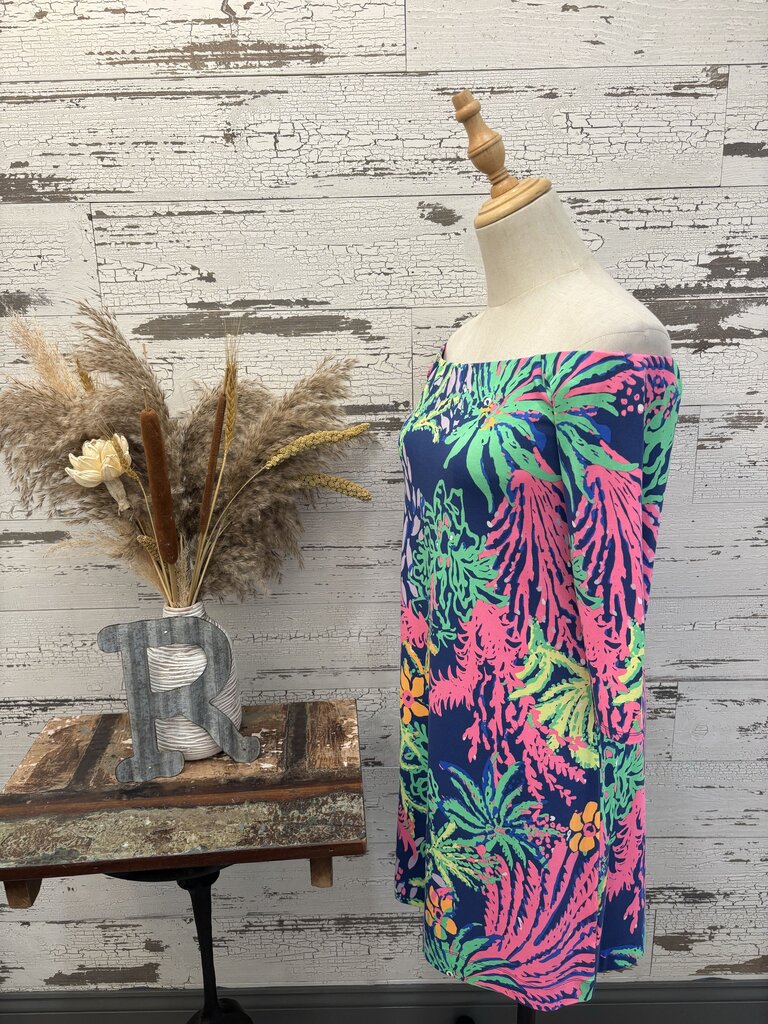 Lilly Pulitzer Quarter Sleeve Off the Shoulder Dress Size: Small