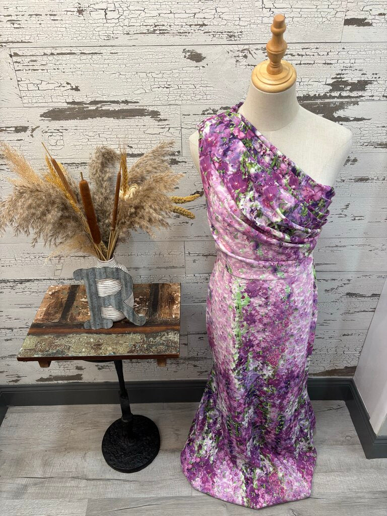 Badgley Mischka Dress Size: 6