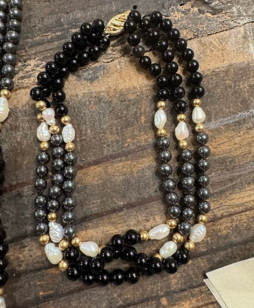 Vintage 14K Gold Freshwater Pearl and Black Onyx Set
