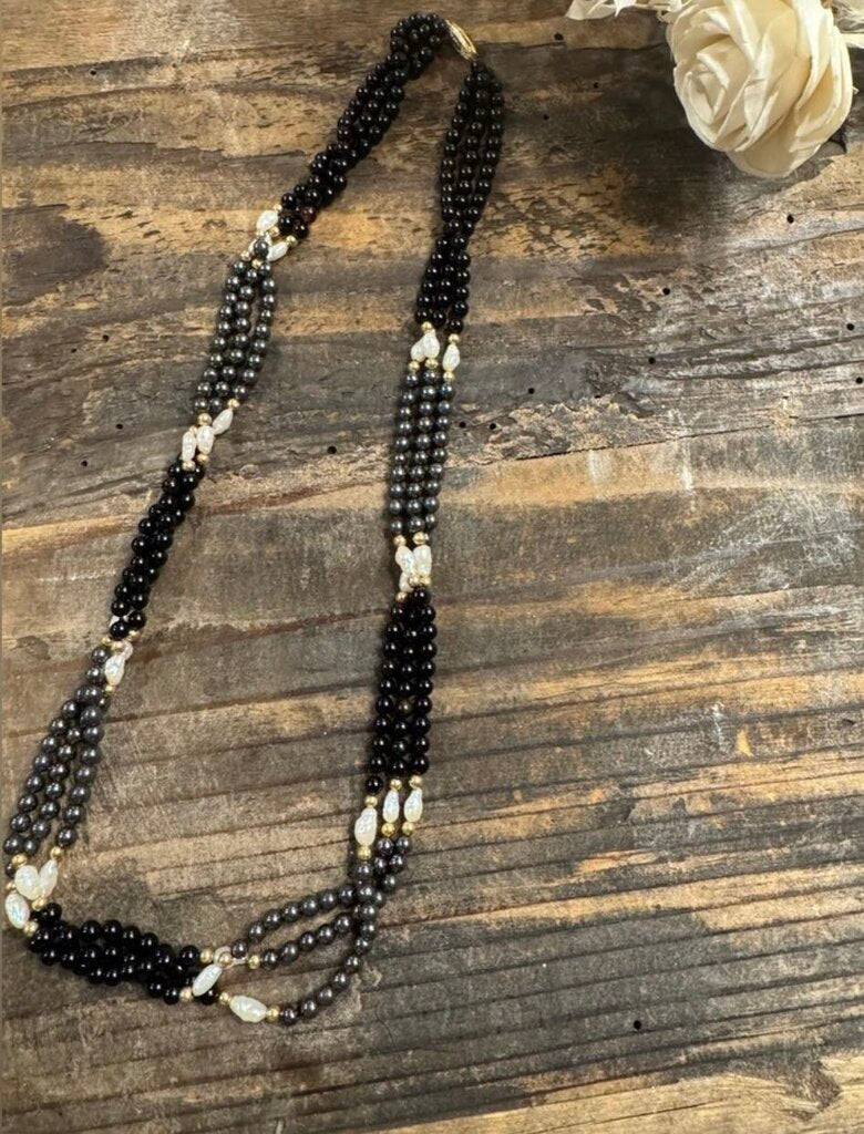 Vintage 14K Gold Freshwater Pearl and Black Onyx Set