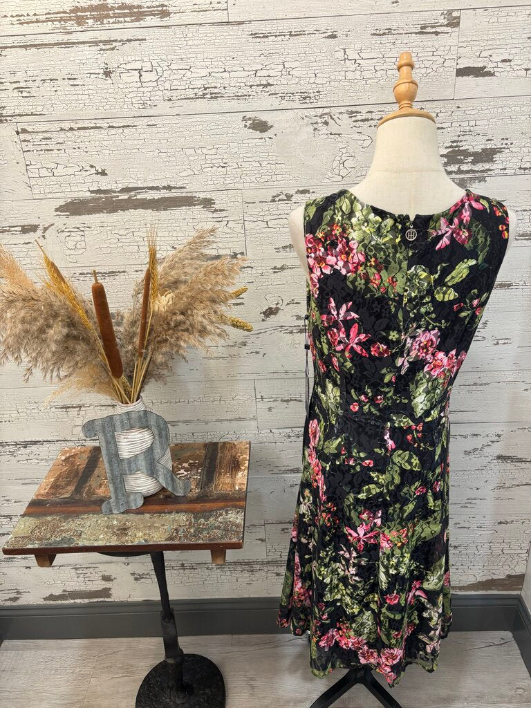 Tommy Hilfier NWT Dress Size: 10