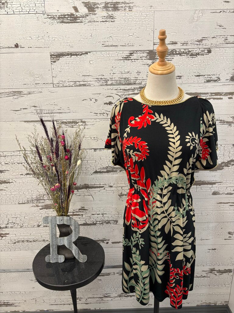 Pura Vida Short Sleeve Dress Size: Large
