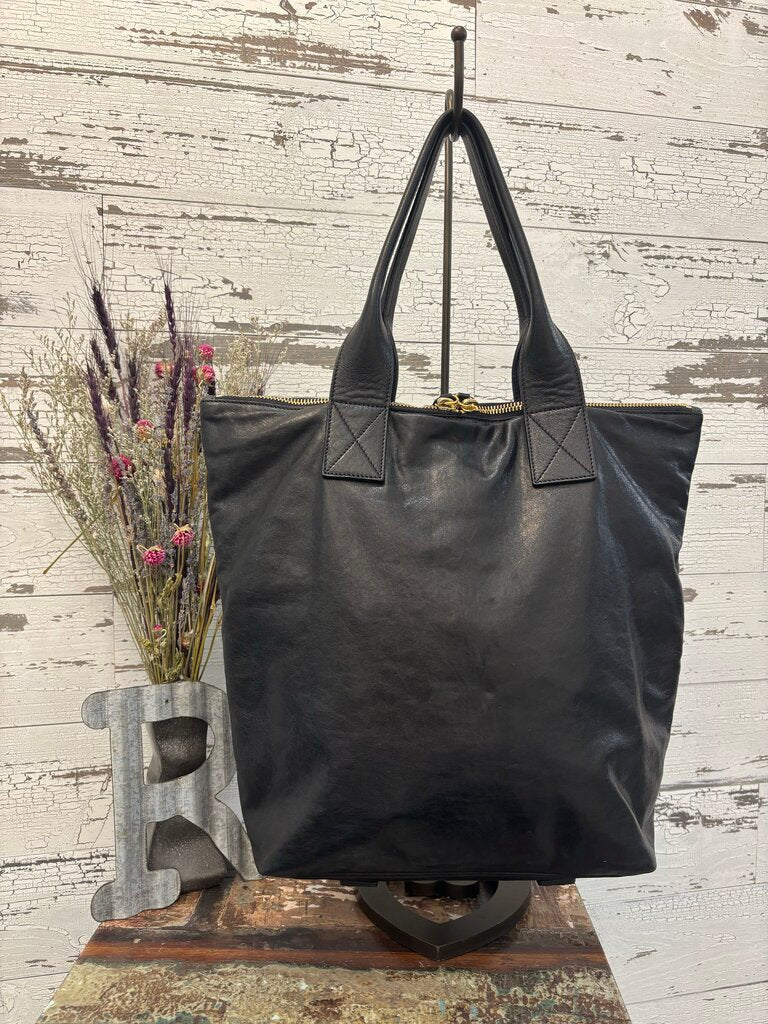 Alexander McQueen Black Leather Shopper Tote; Certificate of Authentication