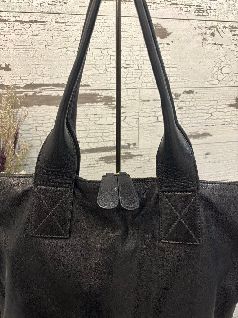 Alexander McQueen Black Leather Shopper Tote; Certificate of Authentication