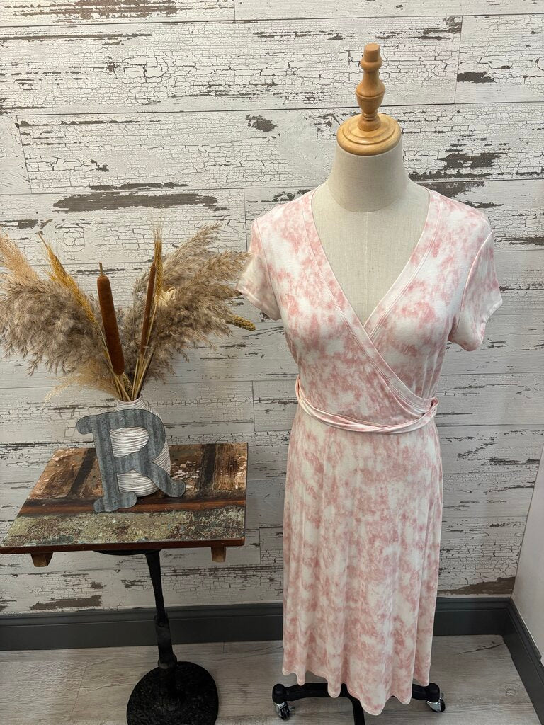 Matty M. Tie-Dye Pink + White Dress Size: Medium