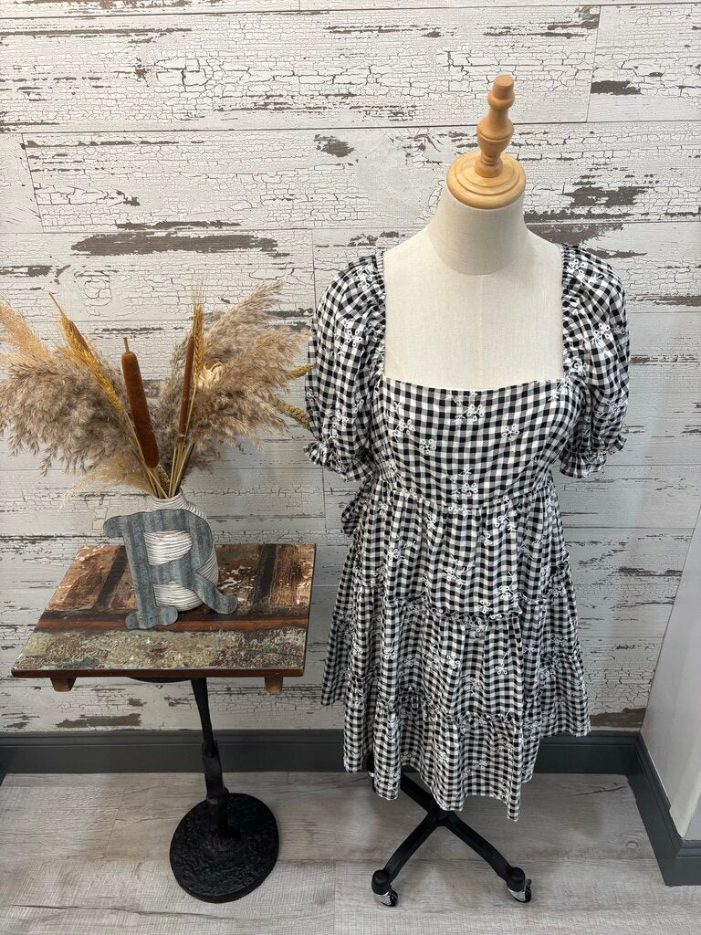 Storia Dress Size: Large