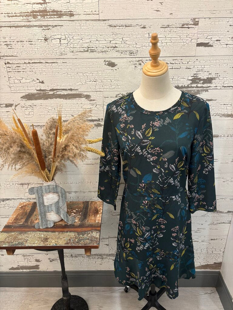 Banana Republic Dress Size: 8