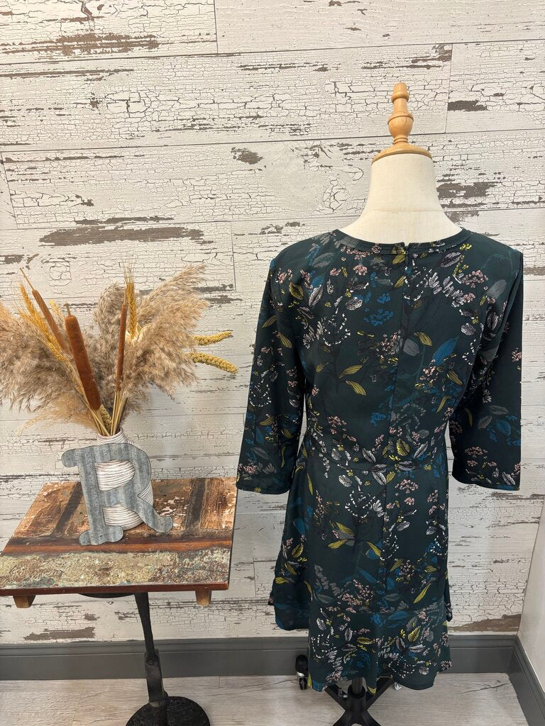 Banana Republic Dress Size: 8