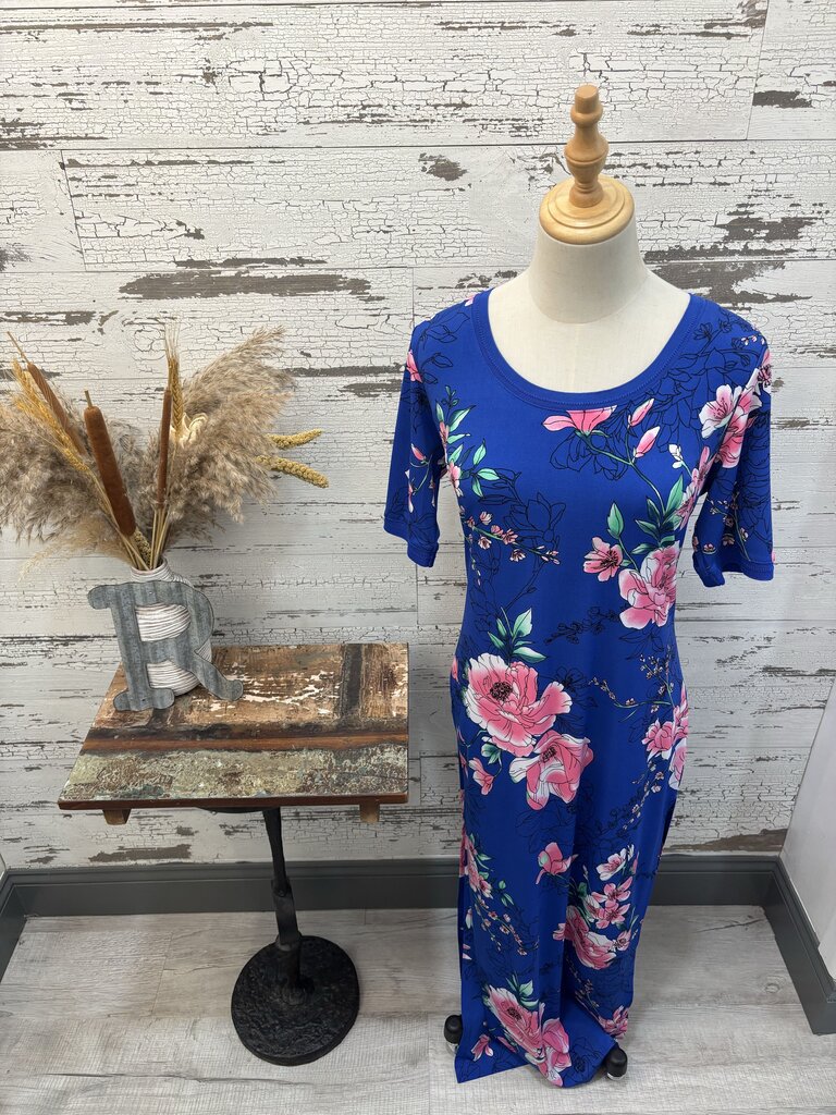 GILI Dress Size: Small