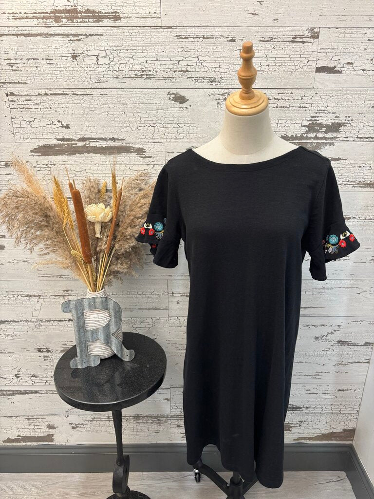 Loft Embroidered Sleeveless Black Dress