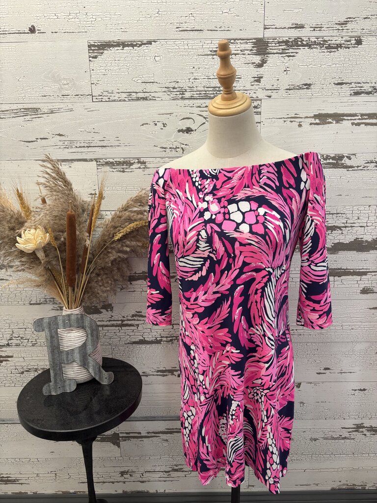 Lilly Pulitzer Off Shoulder Dress Size: Medium