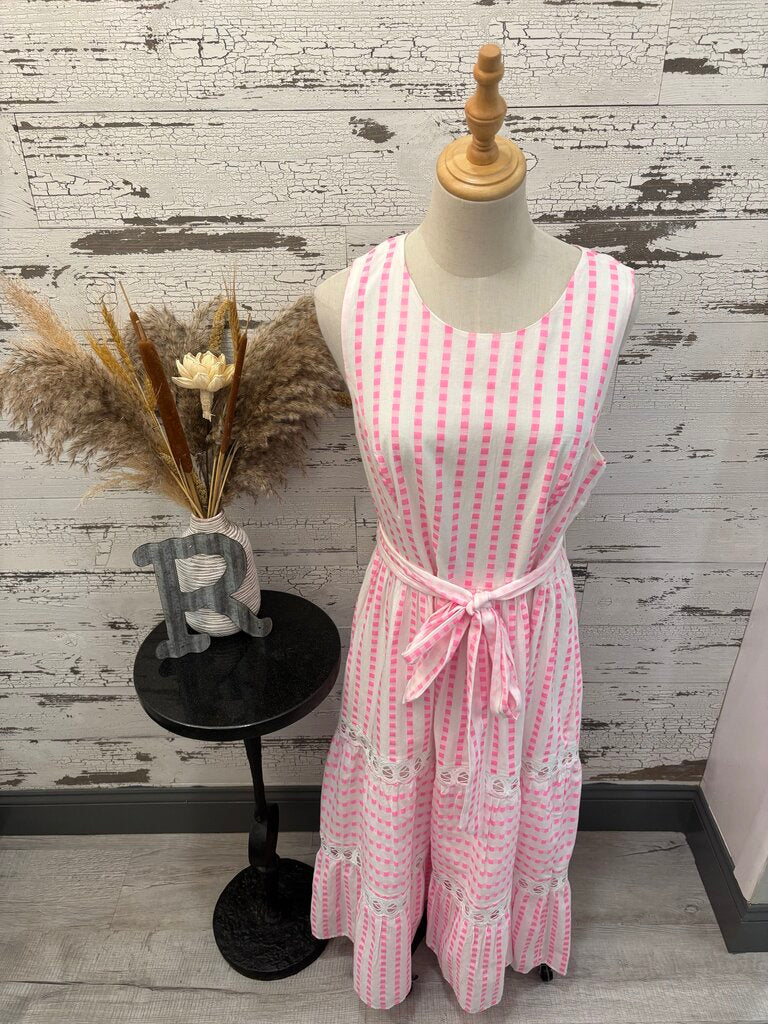 Lilly Pulitzer NWT Dress Size: 14