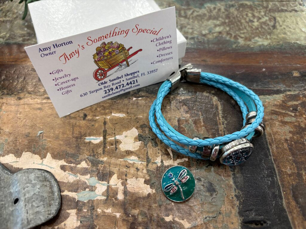 Interchangeable charms