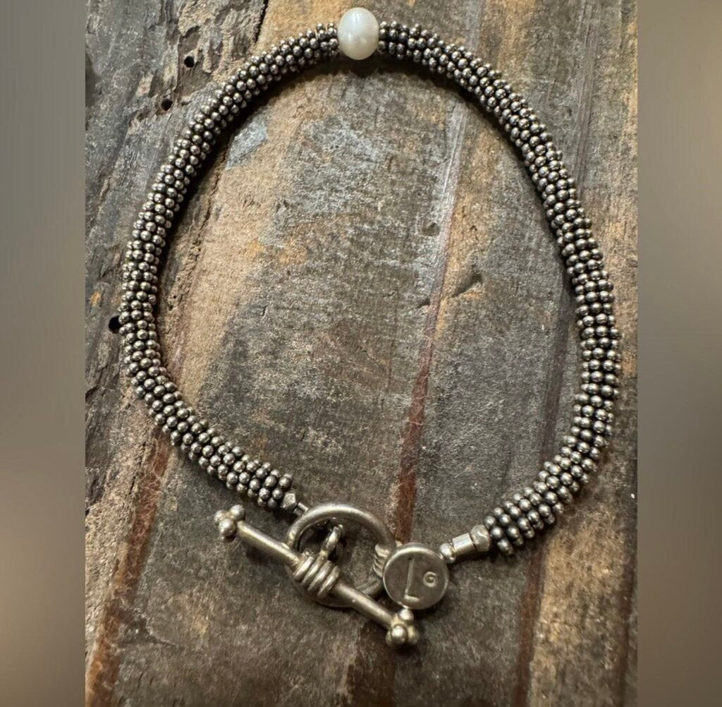Laura Gibson Sterling Pearl bracelet & Earring Set