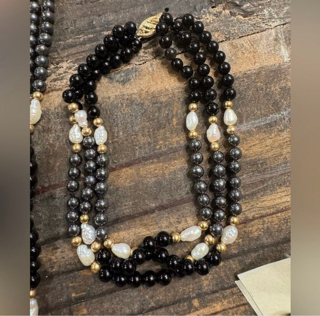 14K Gold Fresh Water Pearl Black Onyx Set