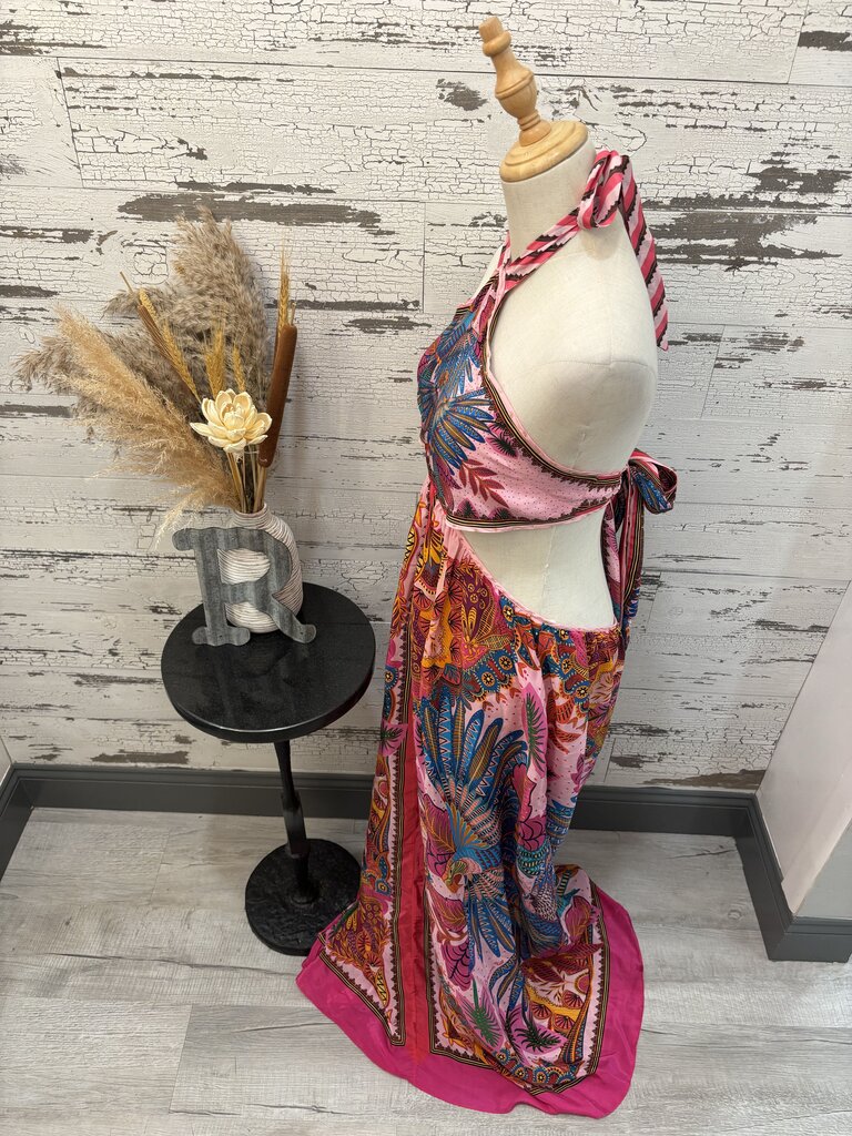 Farm Rio NWT Maxi Dress Size: XL