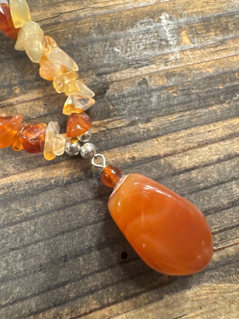 Vintage Carnelian Chip Natural stone Necklace