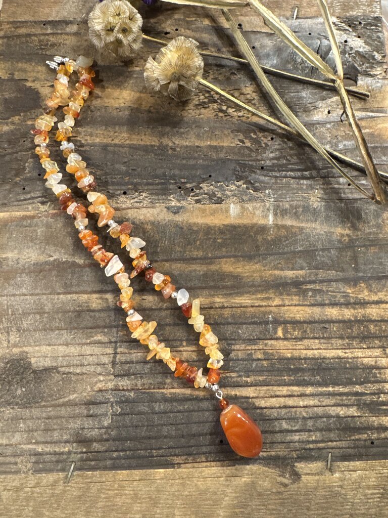 Vintage Carnelian Chip Natural stone Necklace