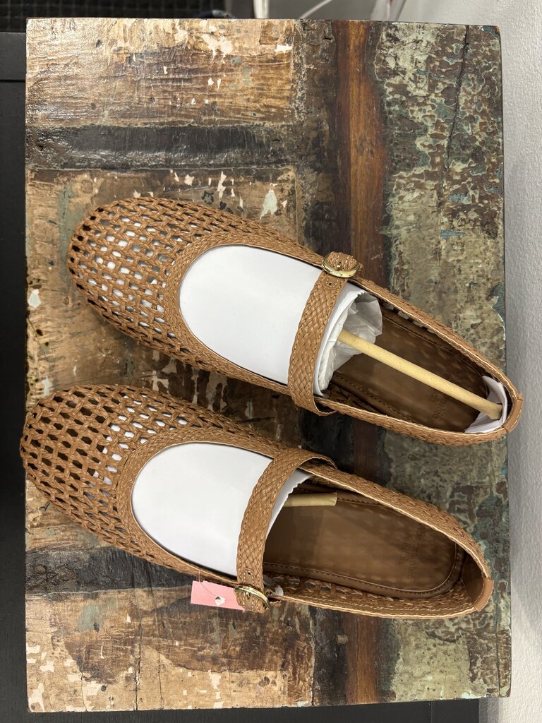 Abercrombie & Fitch Women NWT Raffia Mary Jane Size: 10