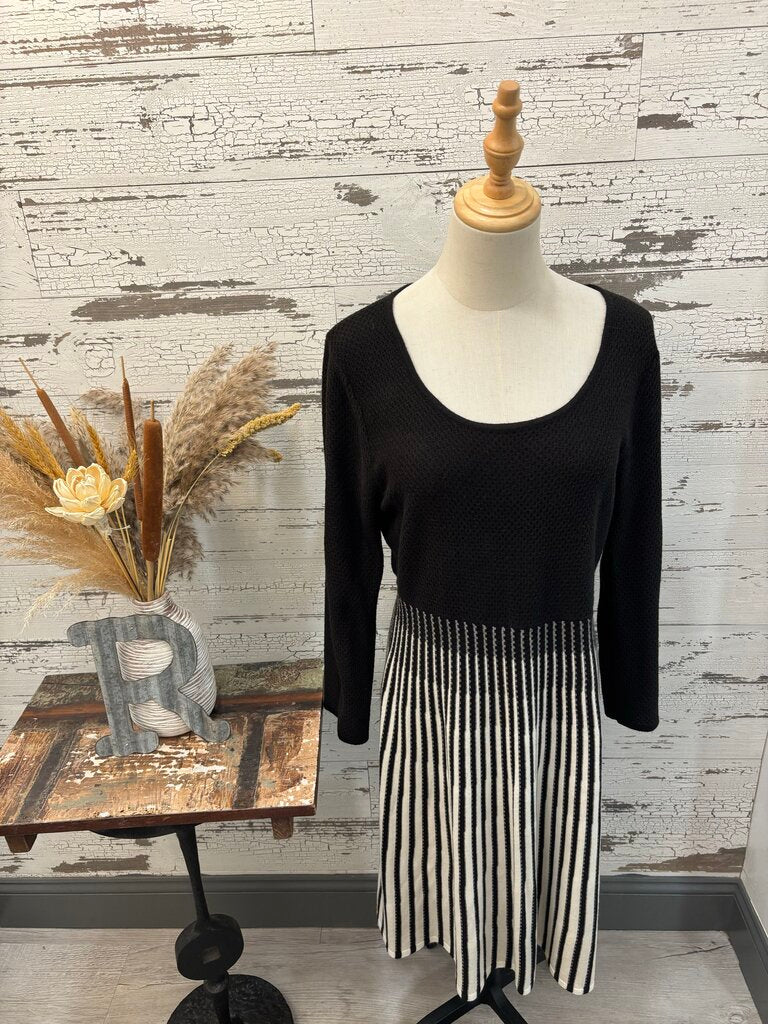 Dana Buchman Sweater Dress