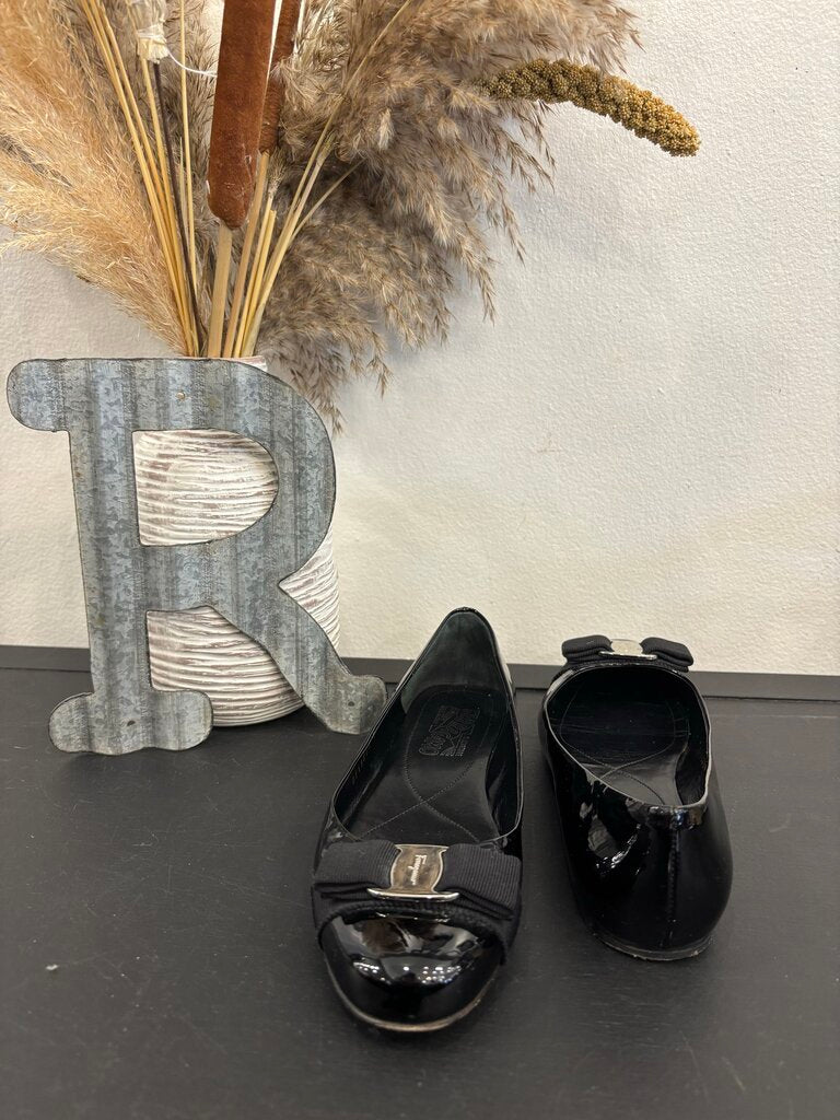 Ferragamo Black Flats Size: 7.5