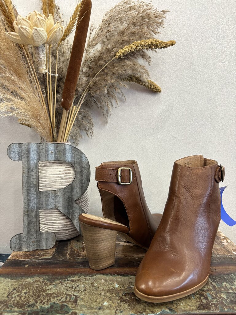 Seychelles Caravan Open back Bootie 9.5