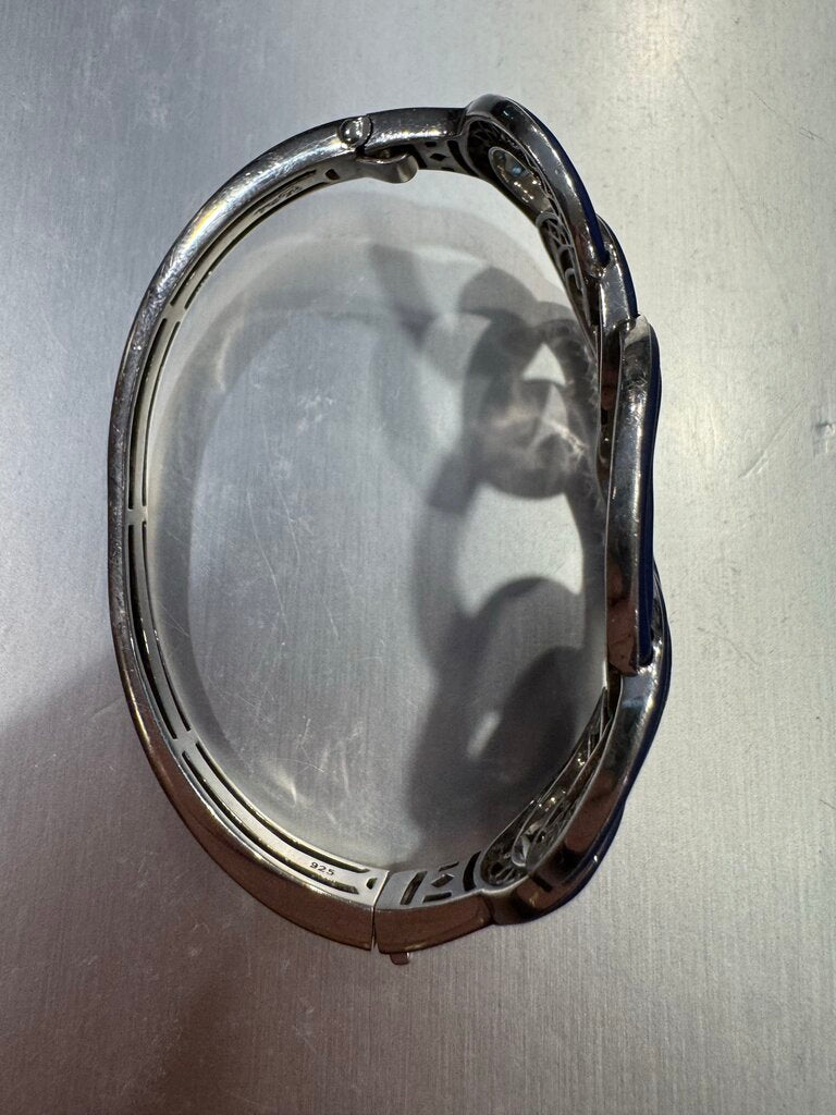 Belle Etoile Unity Bangle