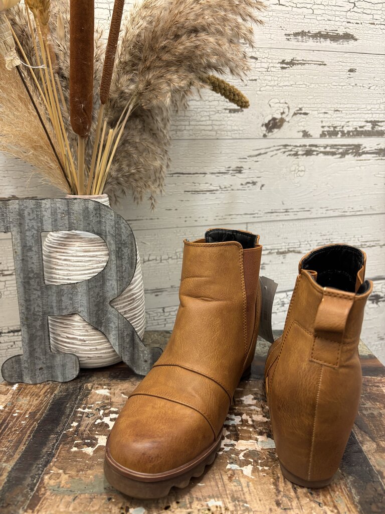 Tinstree Wedge Bootie