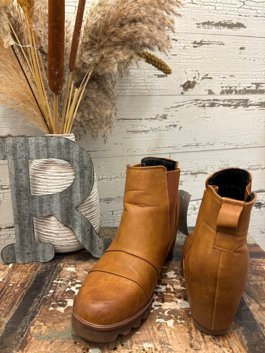 Tinstree Wedge Bootie
