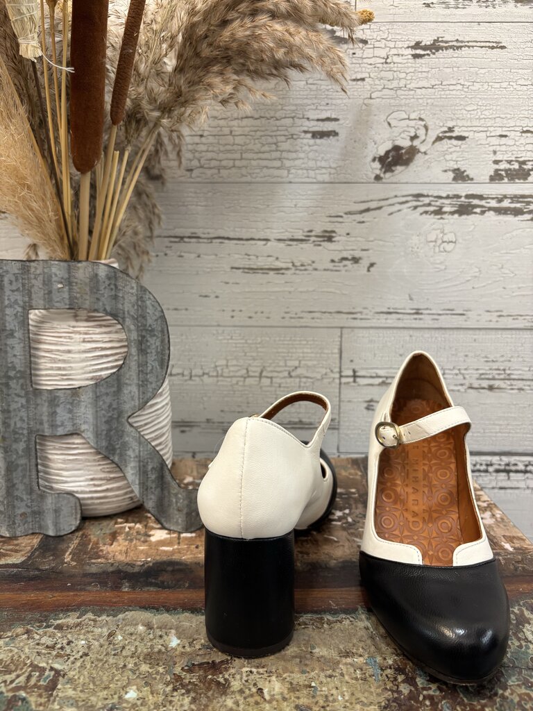 Chia Mihara Mary Jane Pump 2.5" Heel